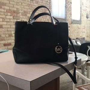 Black Micheal Kor’s Purse